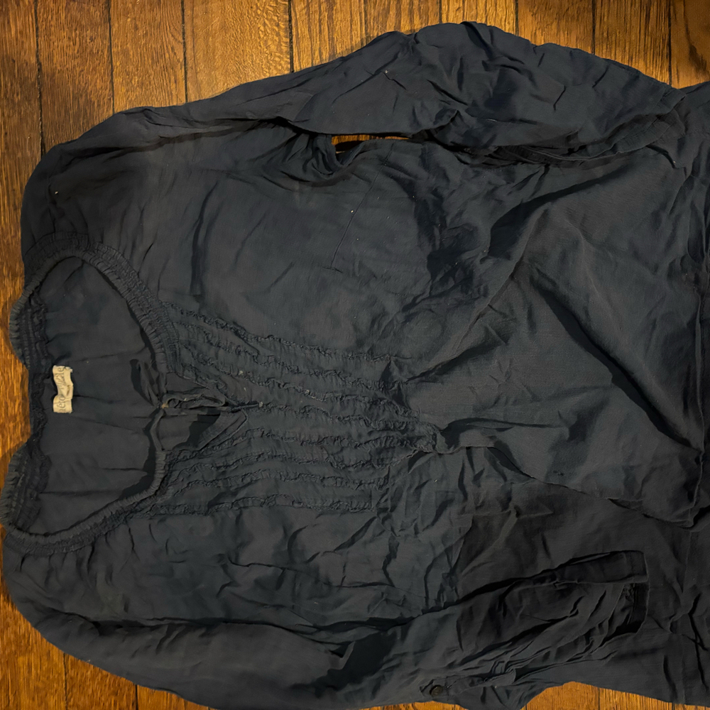 Aéropostale long sleeve peasant blouse